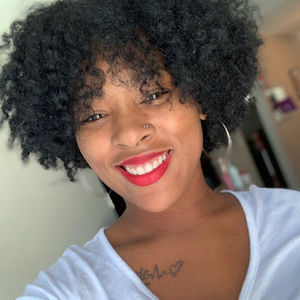 Meet your Posher, Ajia